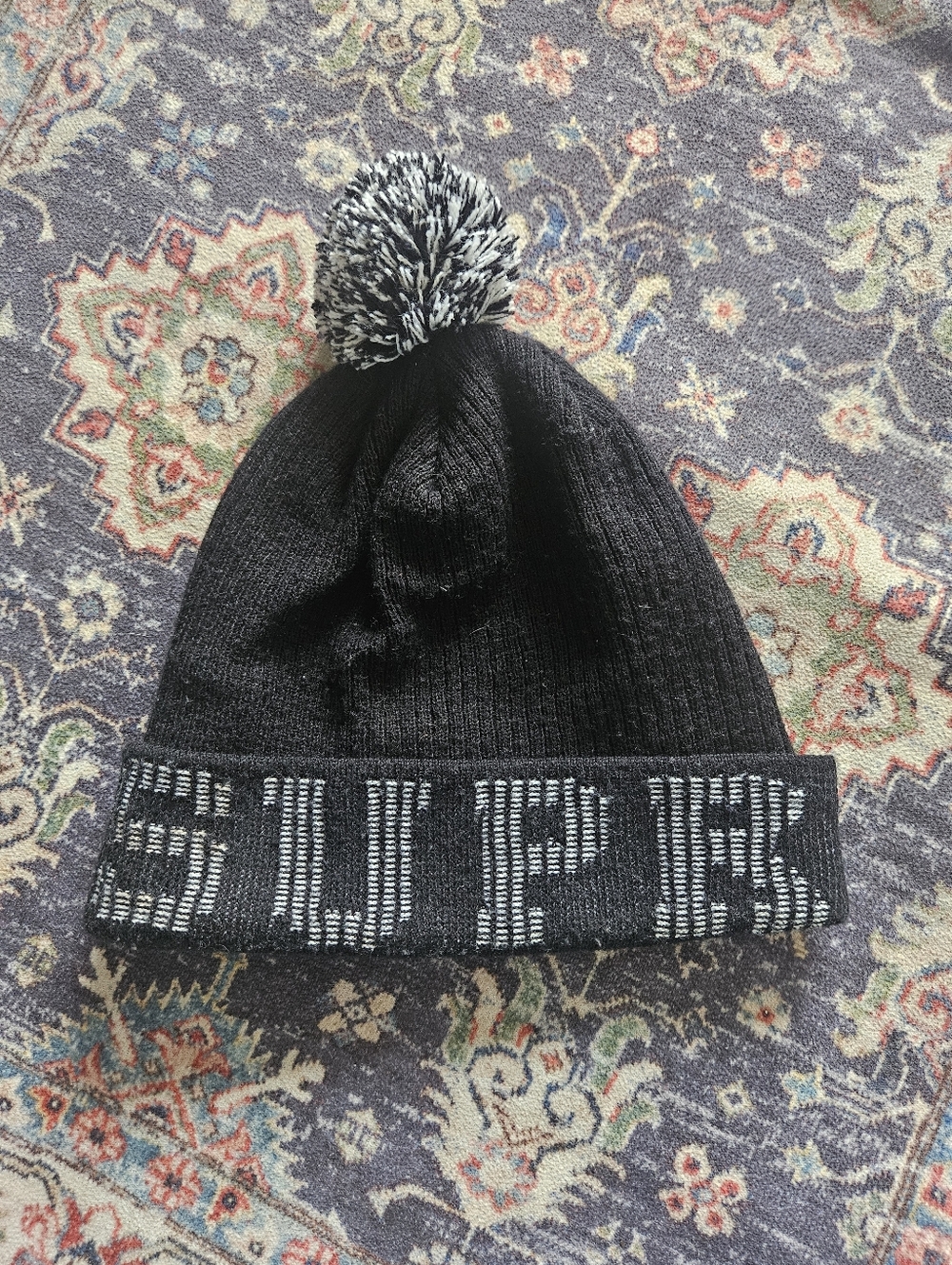 Black Supreme Grid Logo Beanie from the Fall/Winter 2017 collection.